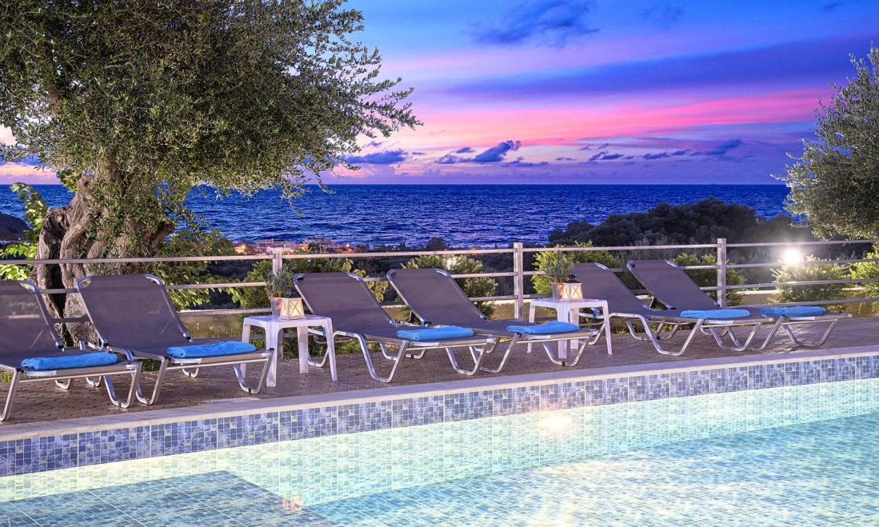 Aqua Blue Villas With Heated Pool Mathes Bagian luar foto